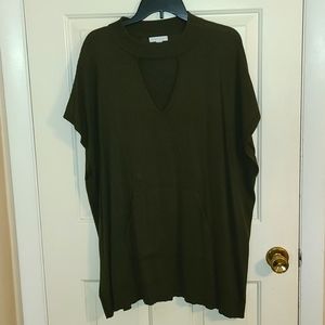 New York and Company Cut Out Pullover Top